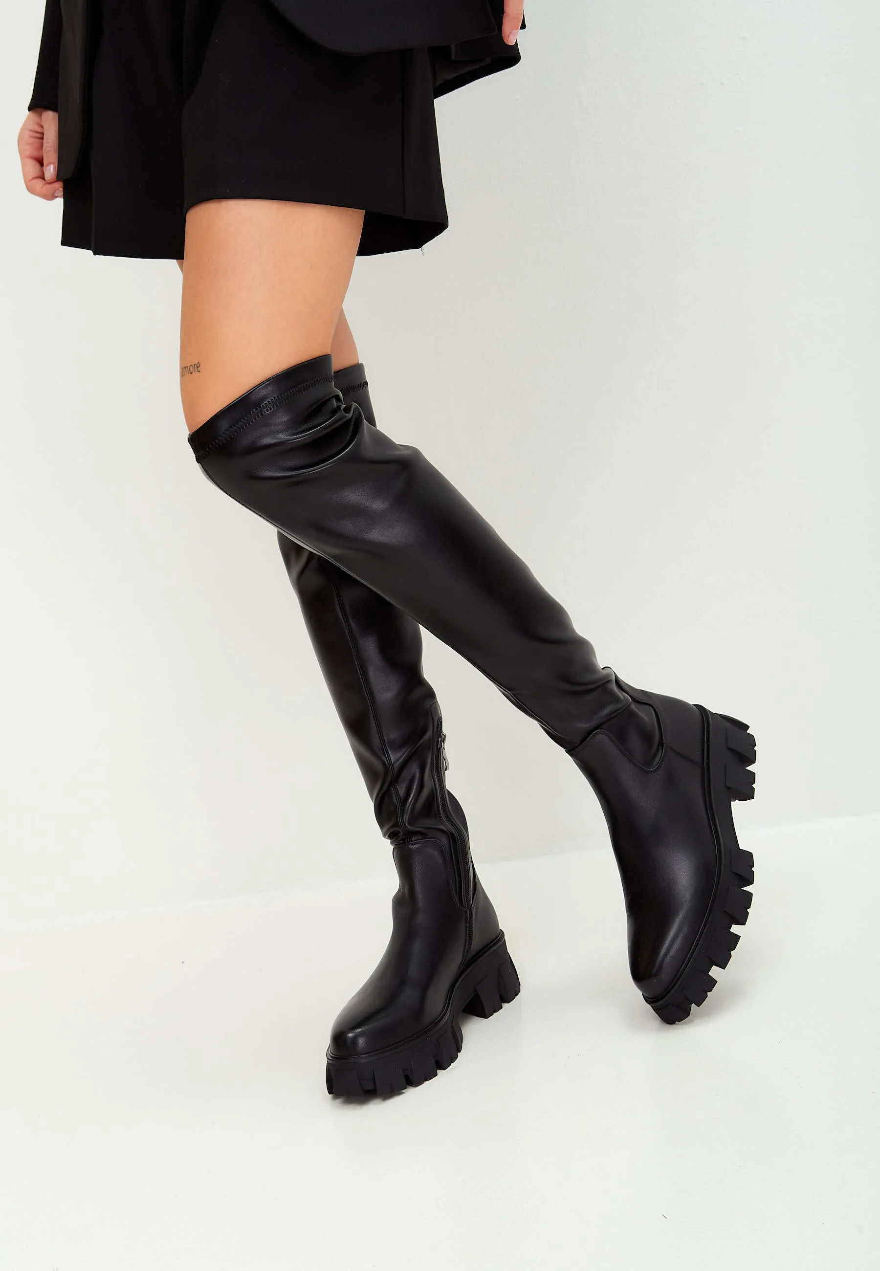 Chunky Sole Knee High Boots Karlie - Black