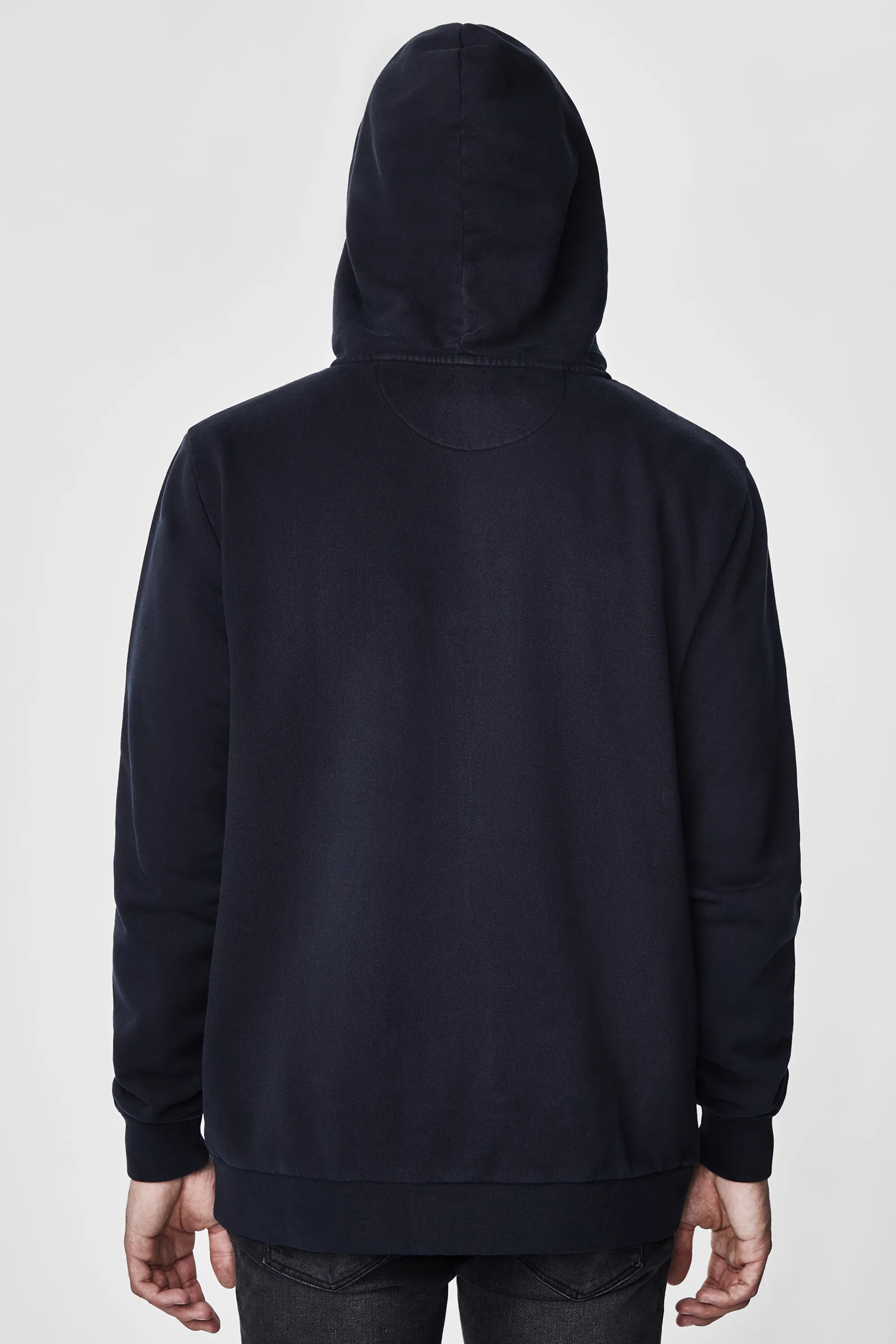 CREST ZIP UP HOODIE