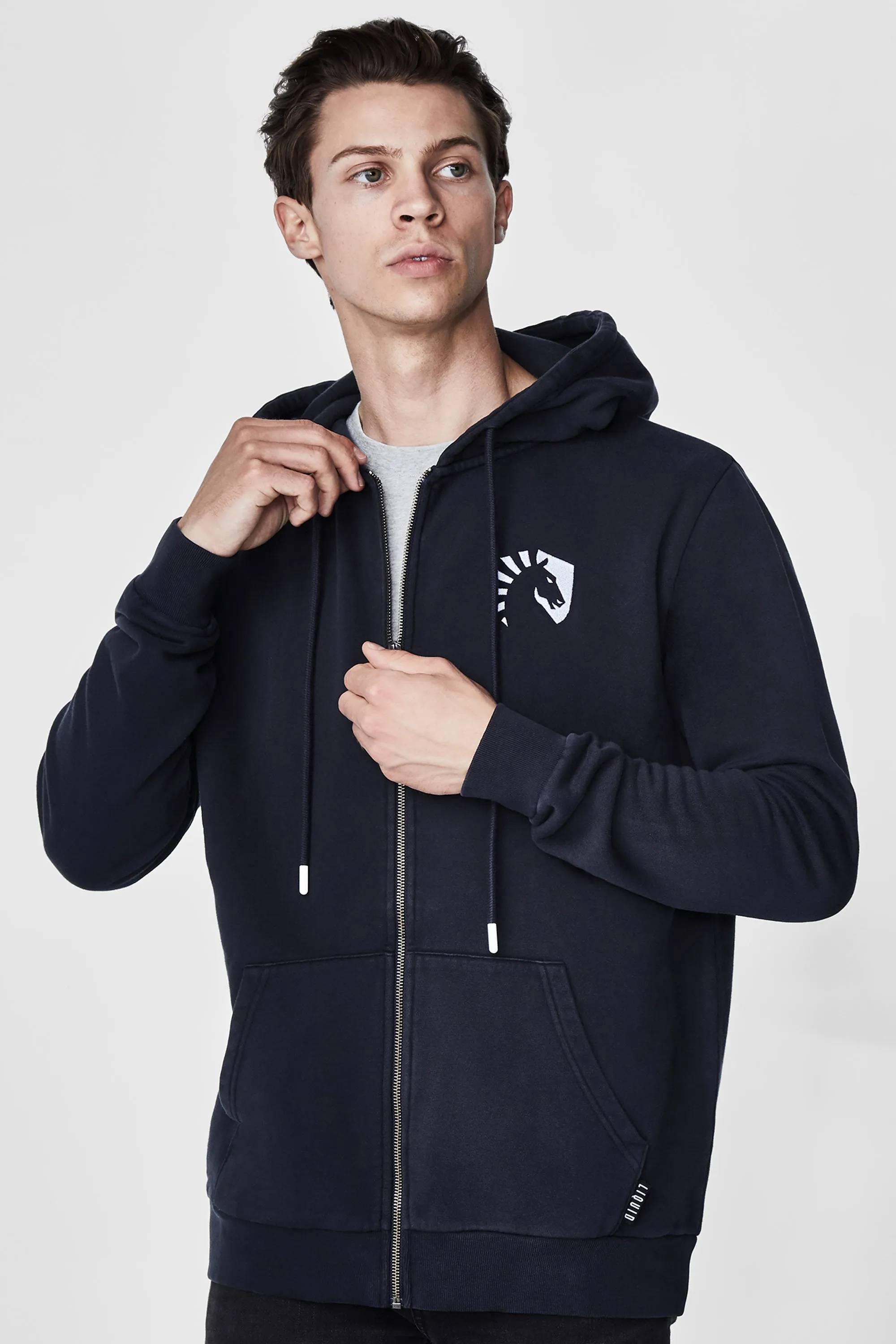 CREST ZIP UP HOODIE