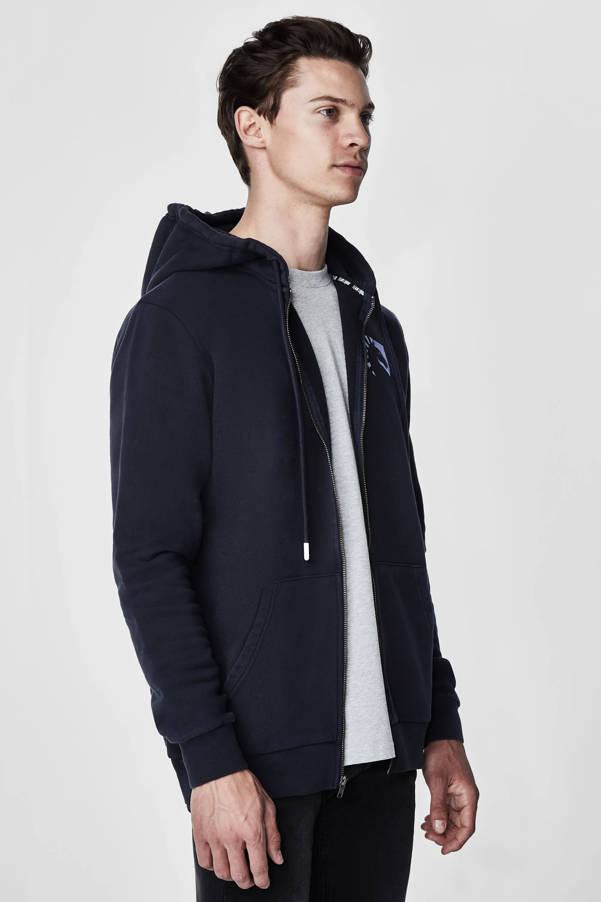 CREST ZIP UP HOODIE