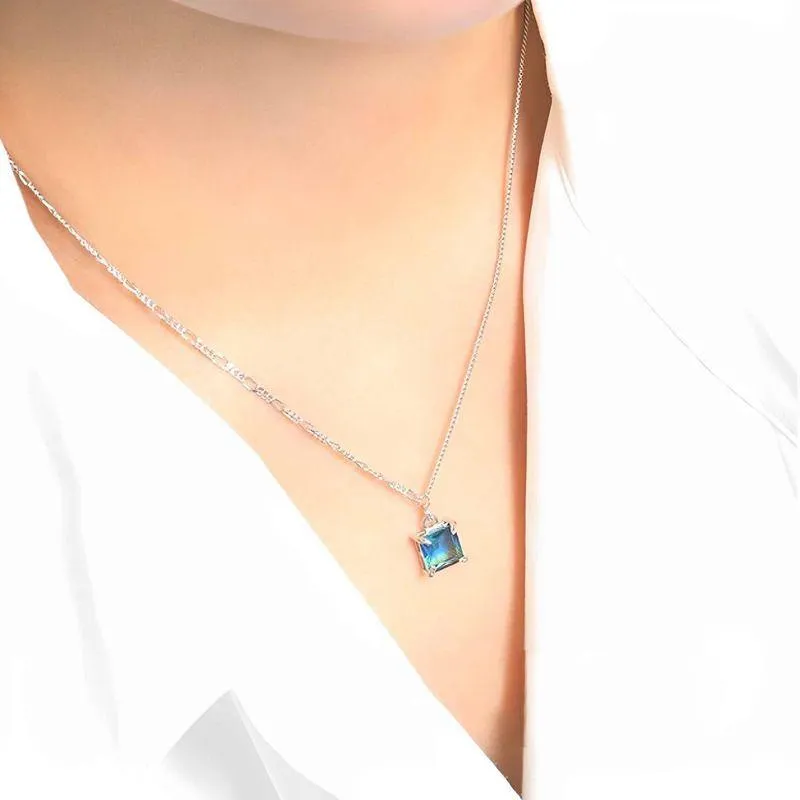 Gem Pendant Necklace - Cyrene